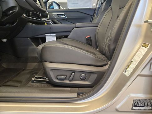 New 2026 Nissan Rogue Platinum image 16