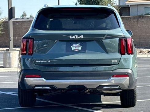 New 2026 Kia Sorento EX w/ EX Premium Package AWD/4WD image 6