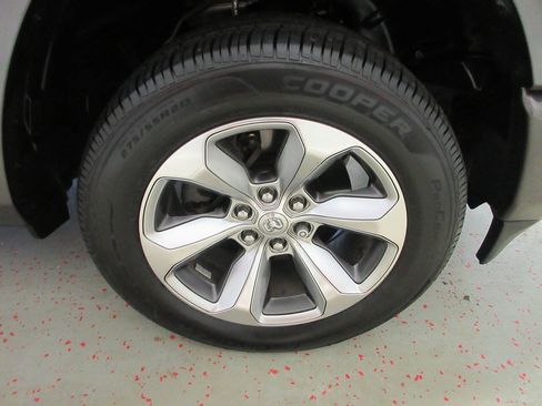 Used 2020 RAM 1500 Limited AWD/4WD image 32