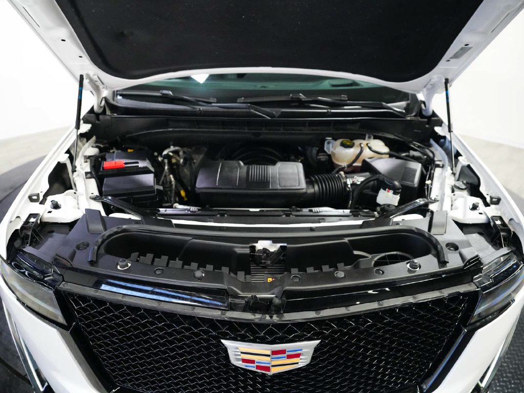 Used 2024 Cadillac Escalade Sport Platinum w/ LPO, Floor Liner Package AWD/4WD image 45