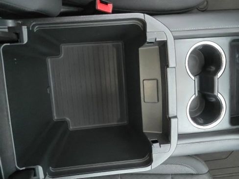 Used 2023 Chevrolet Tahoe LS image 22