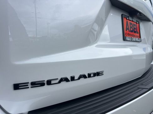 Used 2023 Cadillac Escalade Sport Platinum w/ LPO, ONYX Package image 7