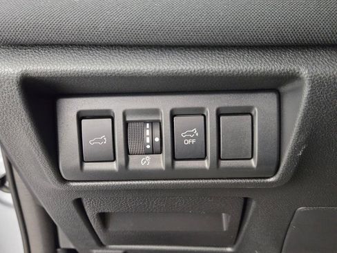 Certified 2025 Subaru Outback Premium AWD/4WD image 32