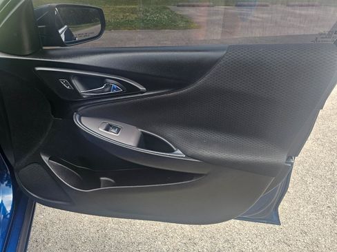 Used 2019 Chevrolet Malibu LT FWD image 17