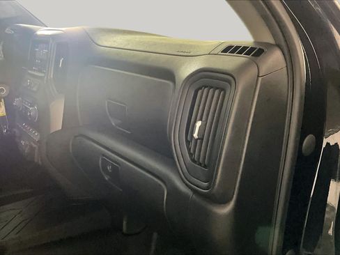 Certified 2022 Chevrolet Silverado 2500 Custom w/ Custom Value Package RWD image 17