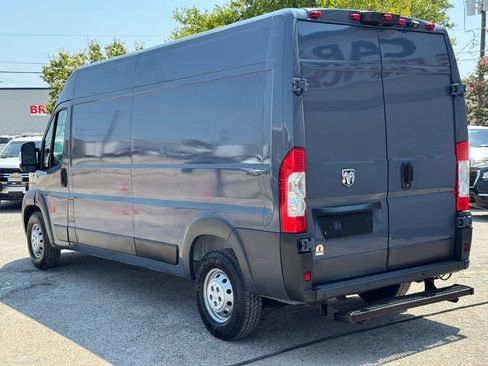 Used 2018 RAM ProMaster 2500 FWD image 4