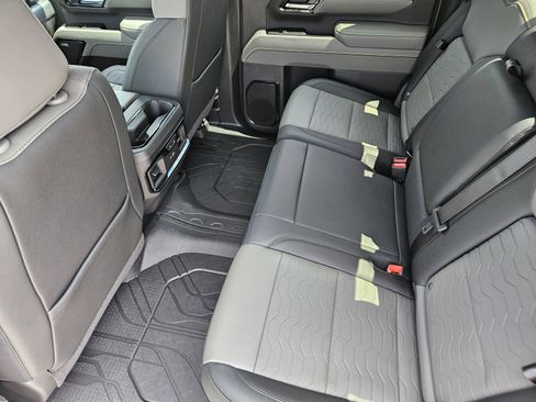 New 2026 Chevrolet Silverado 2500 ZR2 AWD/4WD image 27