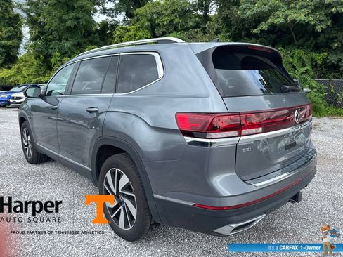 Used 2024 Volkswagen Atlas SEL AWD/4WD image 3