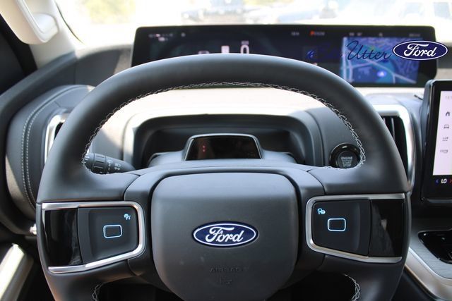 New 2027 Ford Expedition Platinum RWD image 18