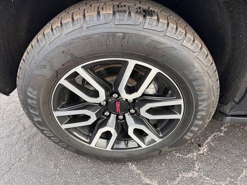 Certified 2023 GMC Yukon XL AT4 w/ AT4 Premium Package image 14