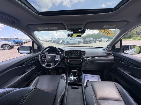Used 2022 Honda Pilot Elite image 23