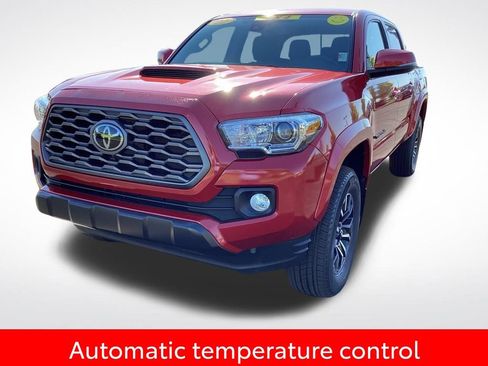 Used 2022 Toyota Tacoma TRD Sport image 5
