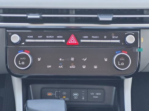 New 2025 Hyundai Tucson SEL image 16