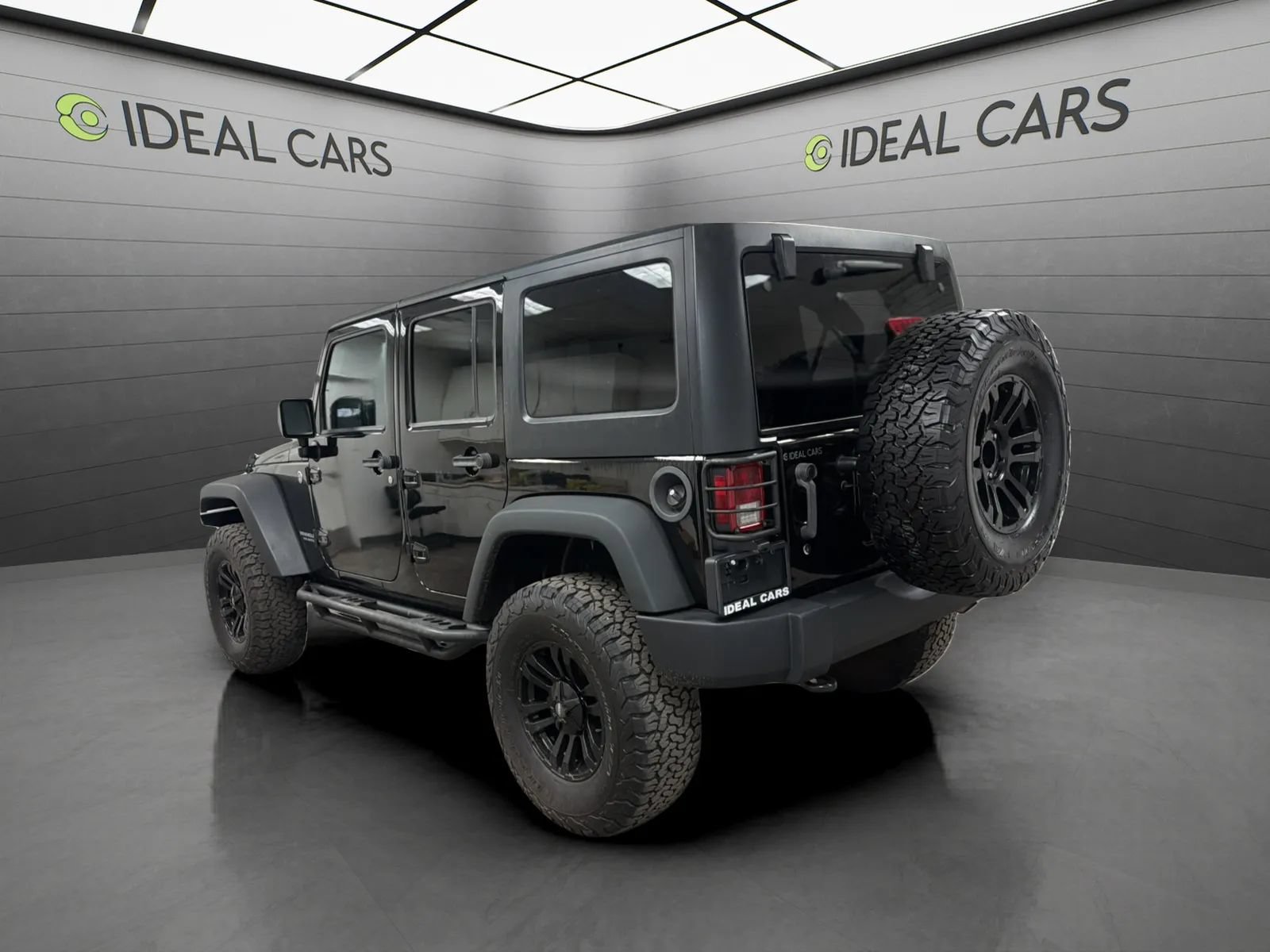Used 2012 Jeep Wrangler Unlimited Sport AWD/4WD image 7