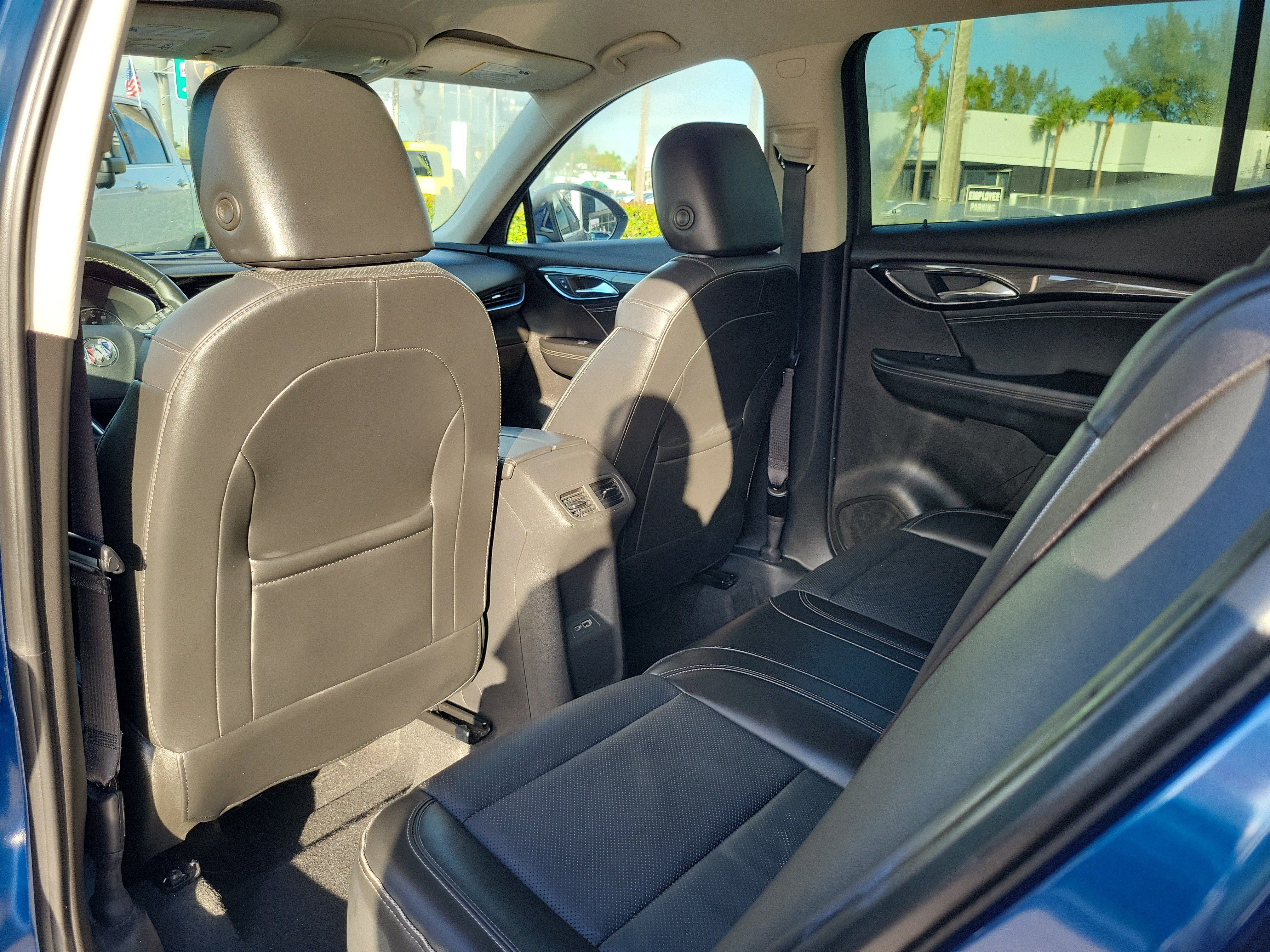 Used 2023 Buick Envision Essence FWD image 14