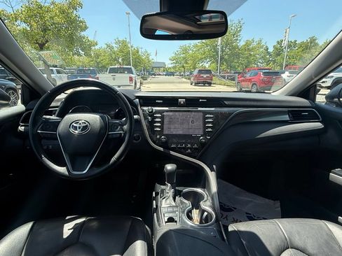 Used 2019 Toyota Camry XSE FWD image 23