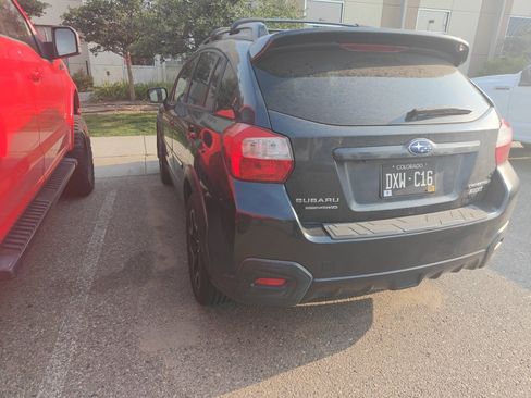 Used 2017 Subaru Crosstrek 2.0i Premium AWD/4WD image 4