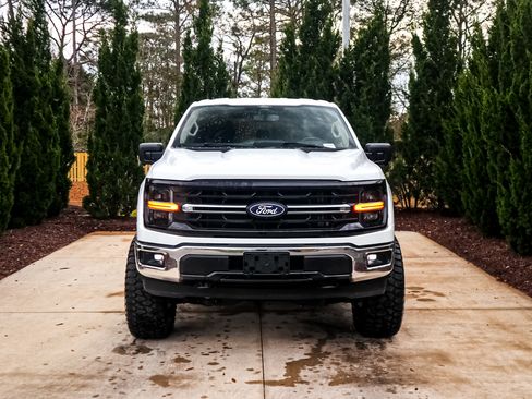 Used 2024 Ford F150 XLT image 3