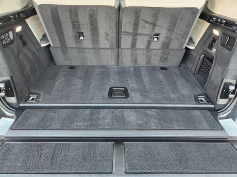 Used 2023 BMW X7 M60i w/ Executive Package image 35