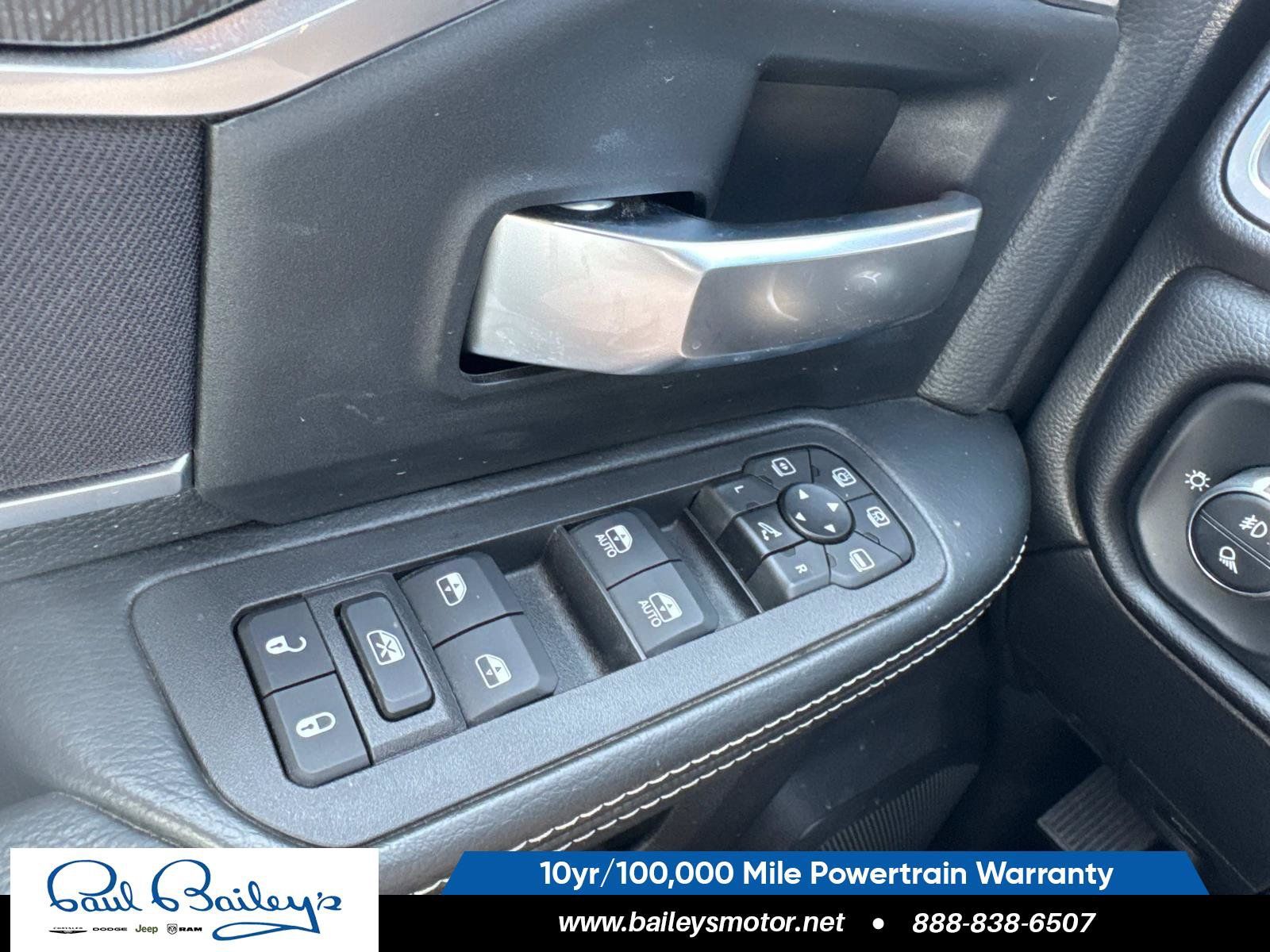 New 2025 RAM 2500 Big Horn AWD/4WD image 12