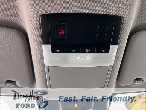 Used 2025 Nissan Rogue SV image 45