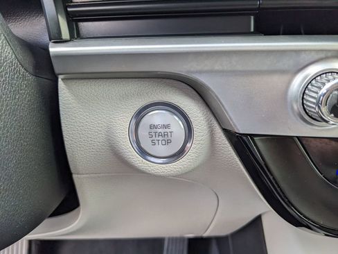 Certified 2024 Kia Telluride S w/ S Sunroof Package image 28