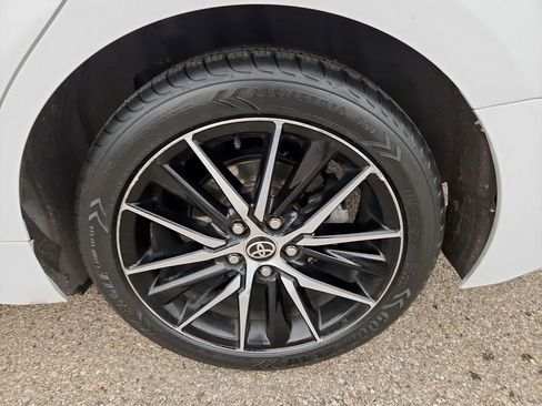 Used 2023 Toyota Camry SE image 32