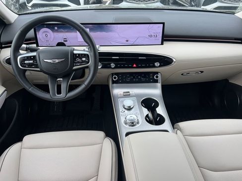 Used 2026 Genesis GV70 2.5T Advanced image 25