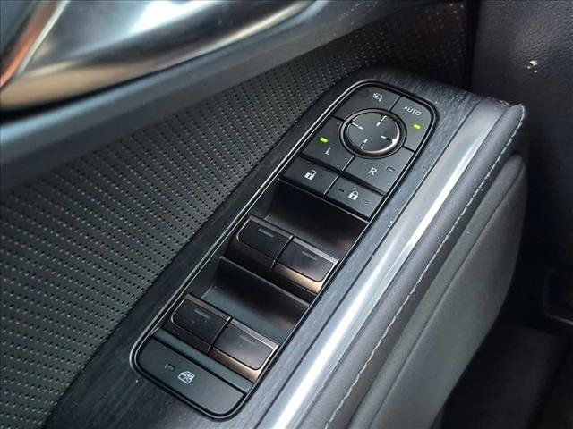 Used 2024 Lexus GX 550 w/ Accessory Package (31) AWD/4WD image 9