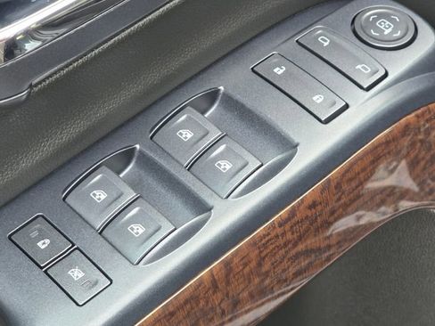 Used 2018 GMC Sierra 1500 SLE w/ SLE Value Package image 32