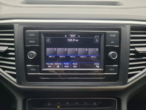 Used 2023 Volkswagen Atlas Cross Sport SE image 25