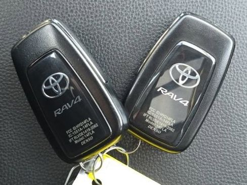 Used 2023 Toyota RAV4 XLE w/ Convenience Package AWD/4WD image 24