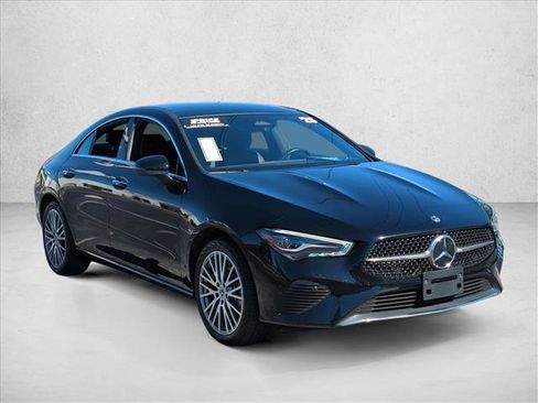 Used 2025 Mercedes-Benz CLA 250 image 3