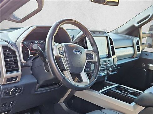 Certified 2022 Ford F250 Lariat w/ Tremor Off-Road Package AWD/4WD image 9