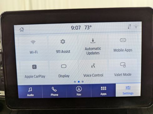 Used 2022 Ford Explorer XLT w/ Equipment Group 202A AWD/4WD image 31