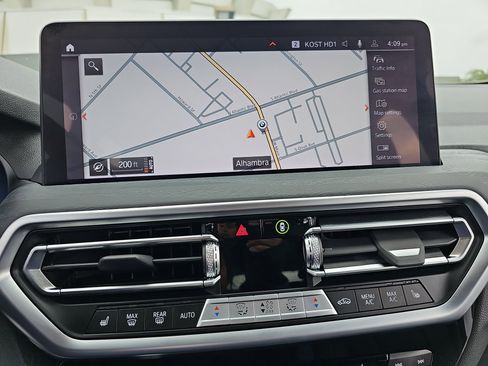 Used 2024 BMW X3 sDrive30i w/ Premium Package image 20