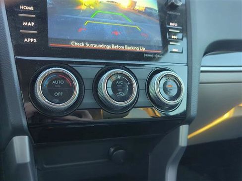 Used 2017 Subaru Forester 2.5i Limited image 18