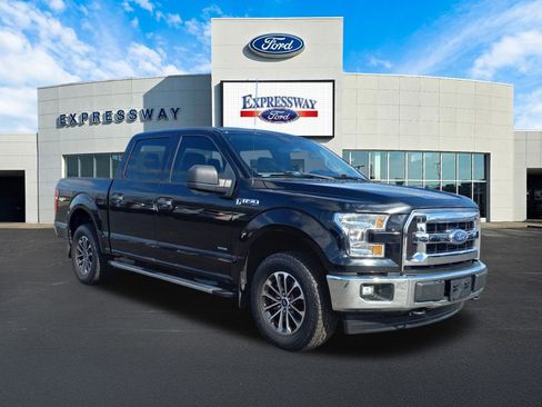 Used 2017 Ford F150 XLT image 5