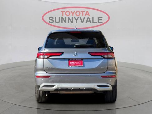 Used 2024 Mitsubishi Outlander SE image 8
