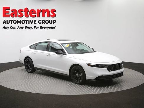 Used 2025 Honda Accord SE image 47