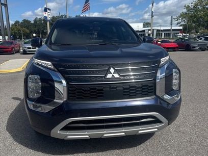 Used 2023 Mitsubishi Outlander SE