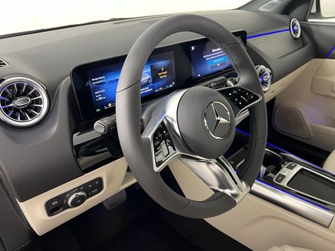 New 2026 Mercedes-Benz GLA 250 4MATIC image 18