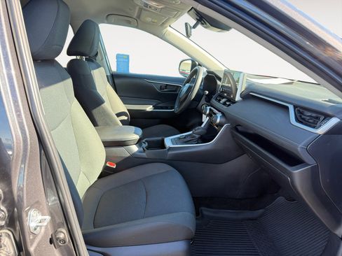 Used 2024 Toyota RAV4 LE image 19