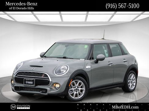 Used 2019 MINI Cooper S w/ Signature Upholstery Package image 1