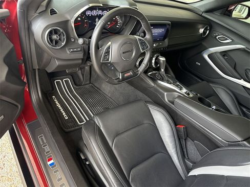 Certified 2022 Chevrolet Camaro SS image 10