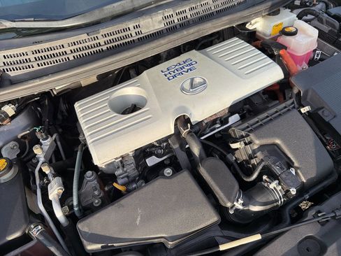 Used 2013 Lexus CT 200h image 11