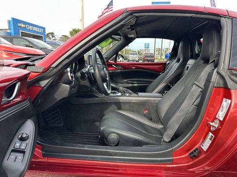 Used 2022 MAZDA MX-5 Miata RF Grand Touring w/ Weather Package image 19
