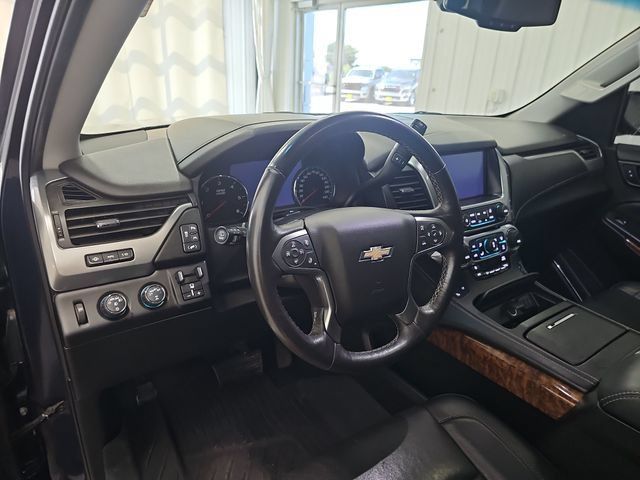 Used 2017 Chevrolet Suburban Premier AWD/4WD image 38