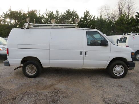Used 2012 Ford E-250 and Econoline 250 E-250, CleanTitle w/ Commercial Cargo Van Pkg image 4