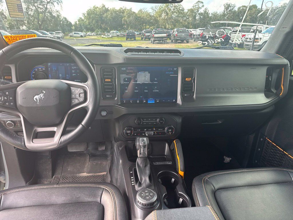 Used 2024 Ford Bronco Badlands AWD/4WD image 11